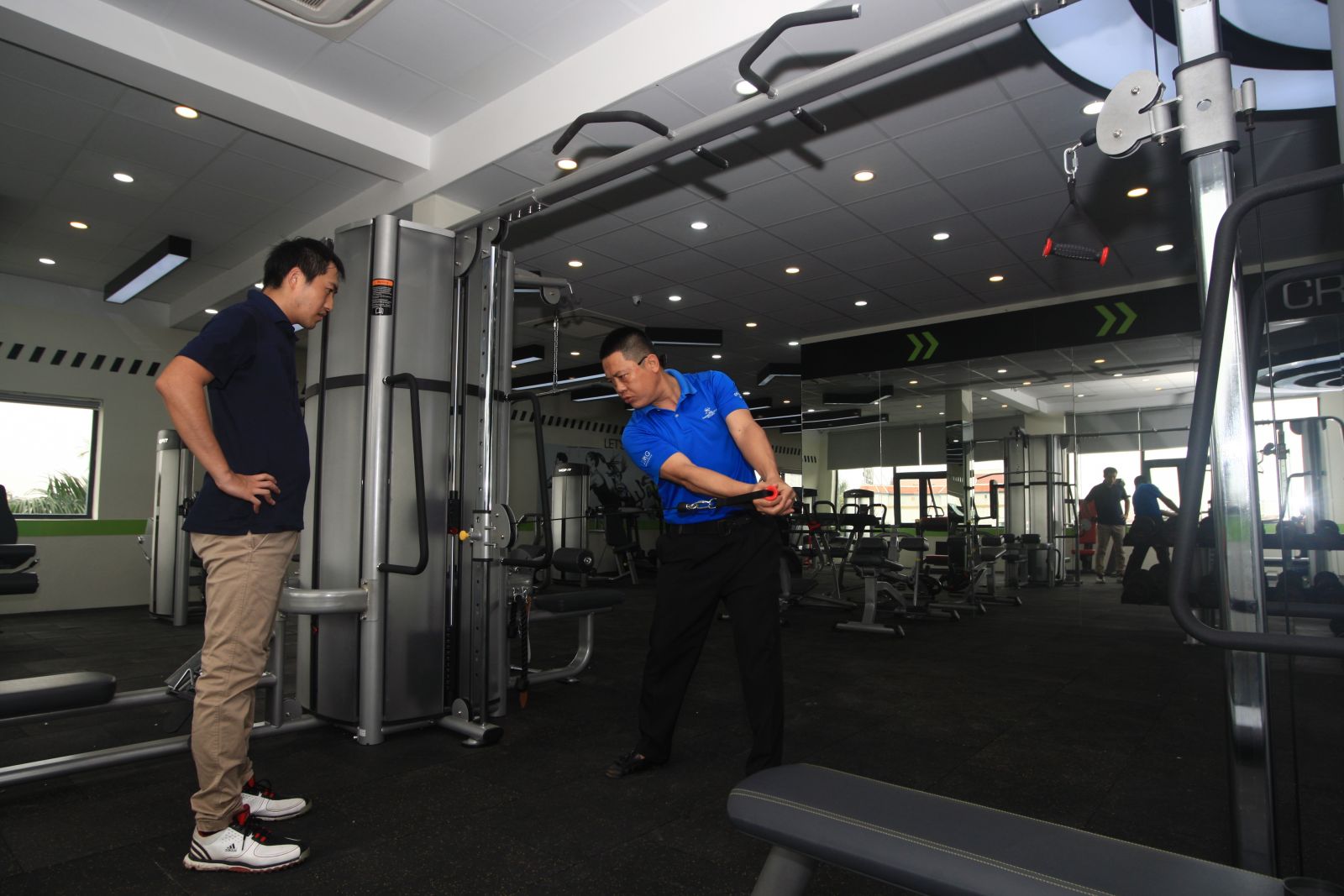 Hệ thống phòng tập gym tiêu chuẩn 3 sao Dao Sen Fitness tọa lạc trên tầng 4 tòa nhà Dao Sen golf với hệ thống máy móc nhập khẩu 