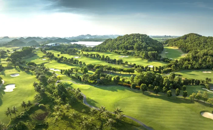 Hình ảnh sân golf Hoàng Gia - Sân golf Yên Thắng Hình ảnh sân golf Hoàng Gia - Sân golf Yên Thắng