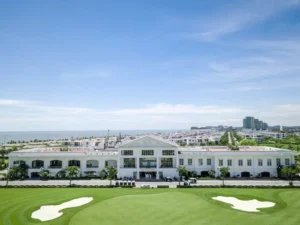 Clubhouse đẳng cấp tại Sân Golf FLC Sầm Sơn sẵn sàng phục vụ quý khách