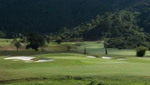 Hố 13 sân golf