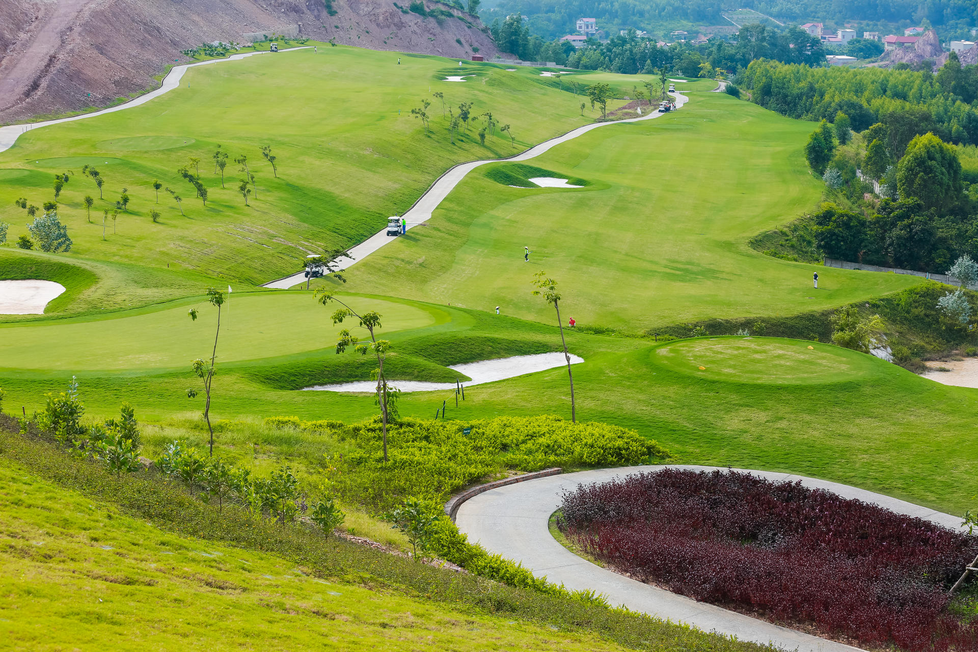 Amber Hill Golf Resort - Sân Yên Dũng