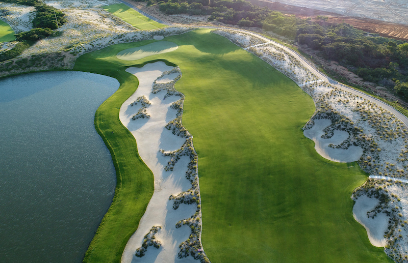 Chỉ hơn 2 triệu để trải nghiệm tại KN Golf Links Cam Ranh