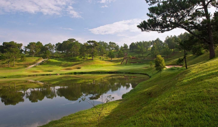 Dalat Palace Golf Club (Sân Đà Lạt) Dalat Palace Golf Club (Sân Đà Lạt)