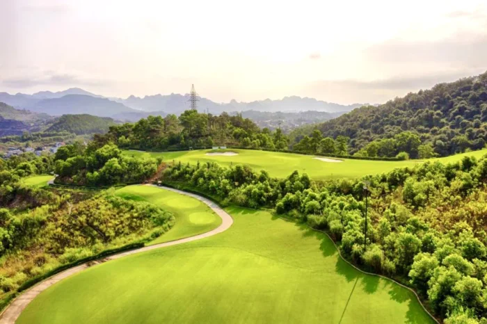Sân golf FLC Hạ Long