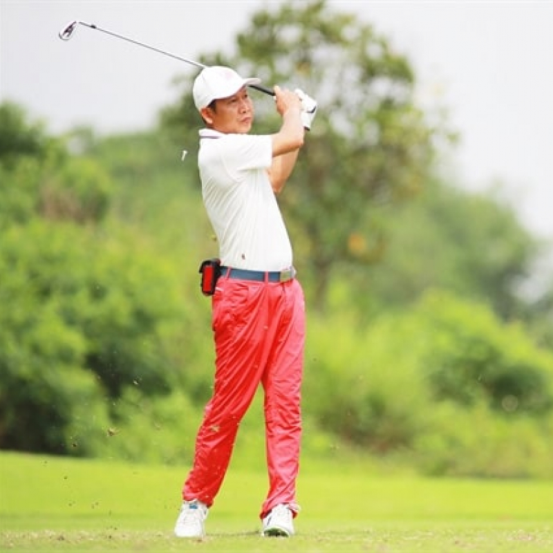 kiểm soát khoảng cách khi chơi golf