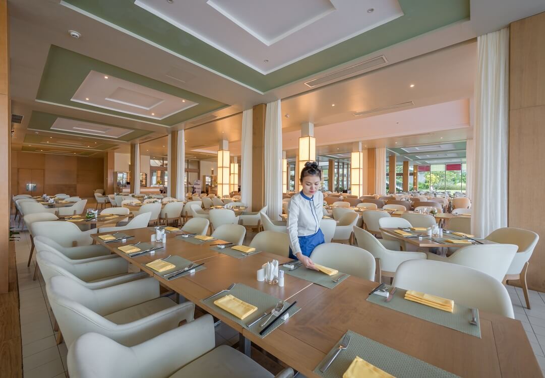 Nhà hàng sang trọng toạ lạc ngay trong sân golf FLC Sầm Sơn Golf Links