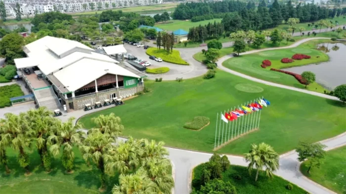 Quang cảnh rộng rãi của Club house
