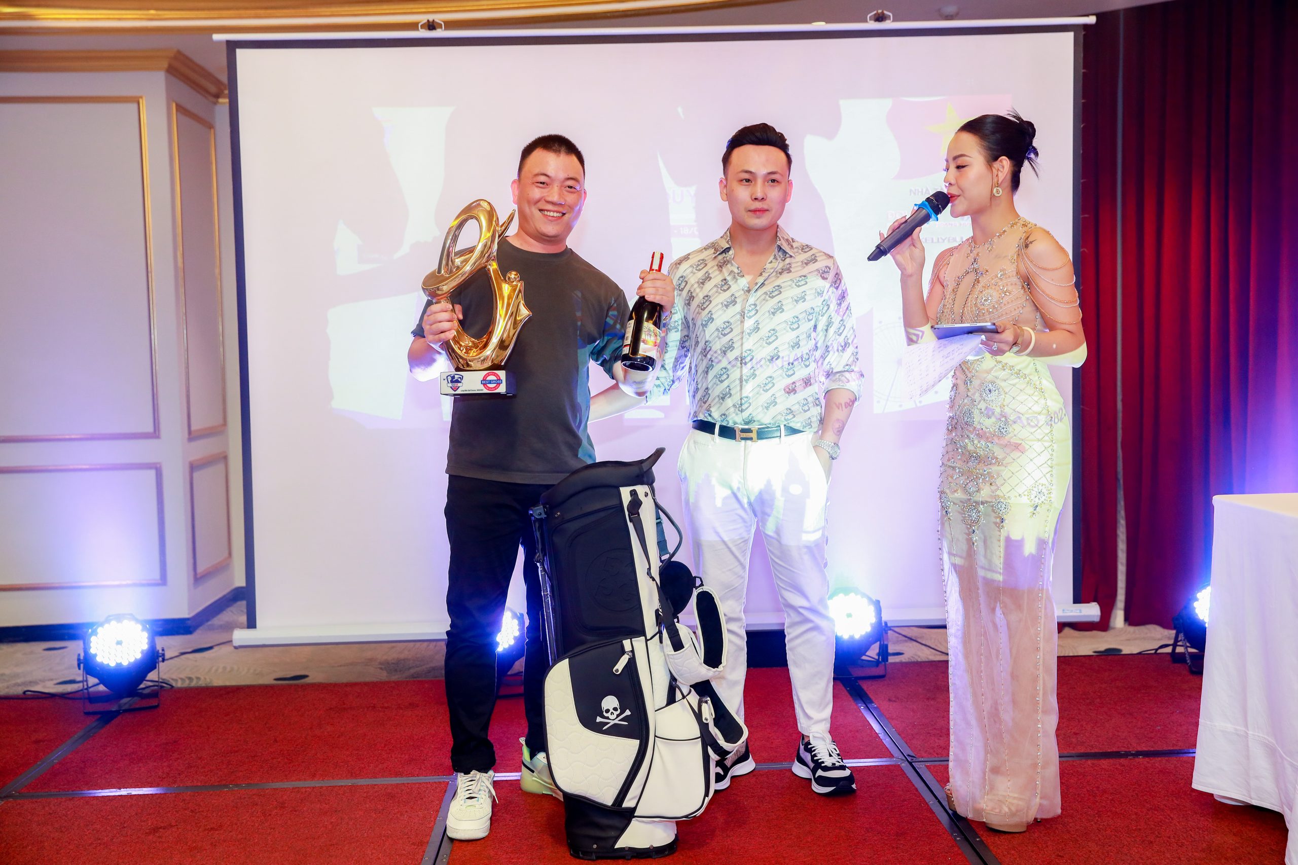 golfer Trần Đức Phong đã xuất sắc đạt giải Best Gross