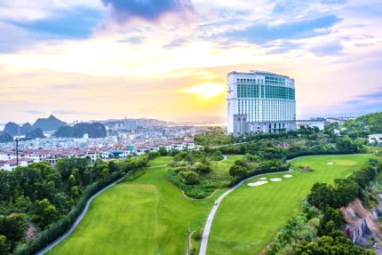 Sân Golf Tuần Châu - Tuần Châu Golf Resort
