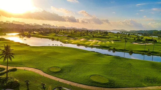 Sân golf mùa hè Sono Belle Hải Phòng cho bạn cảm giác trải nghiệm tốt nhất
