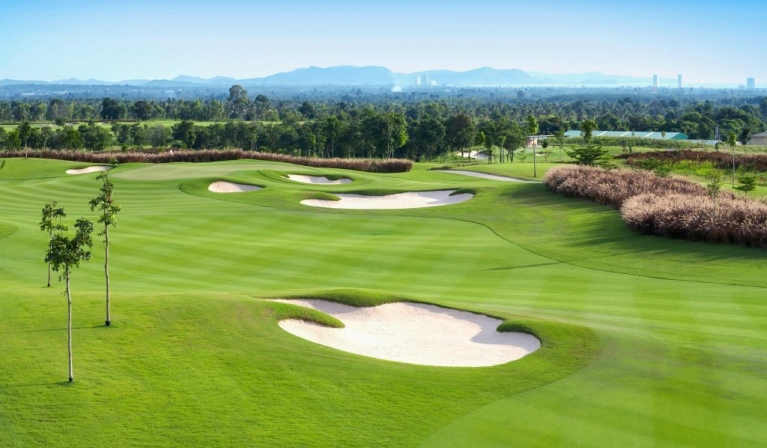 FLC Quảng Bình Golf Links - gợi ý 10 sân golf lý tưởng mùa hè này