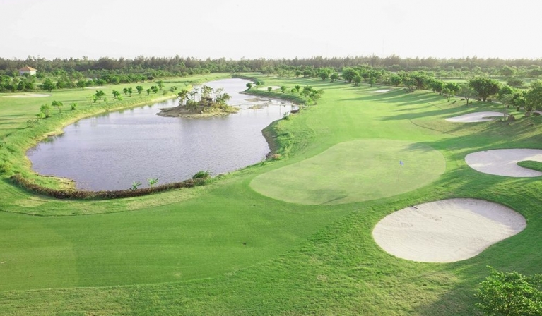 Review 3 sân tập golf ở Nghệ An hàng đầu dành cho golfer