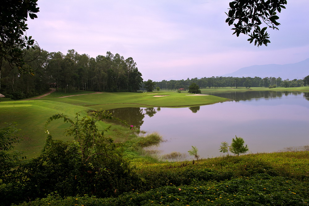  Top 6 sân golf đẹp và nổi tiếng nhất Hà Nội
