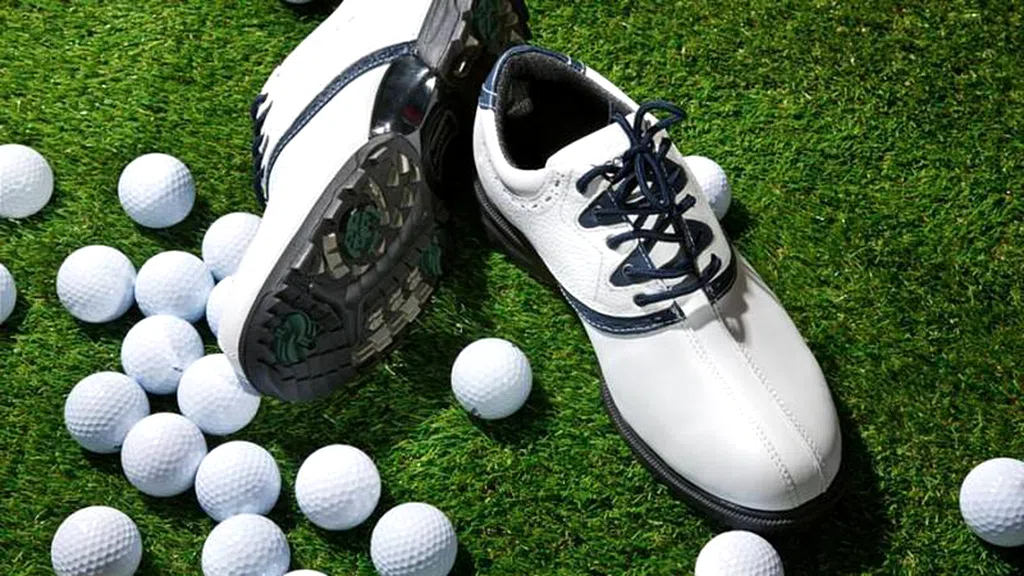 Khi chơi golf cần chuẩn bị những gì Alegolf (1)