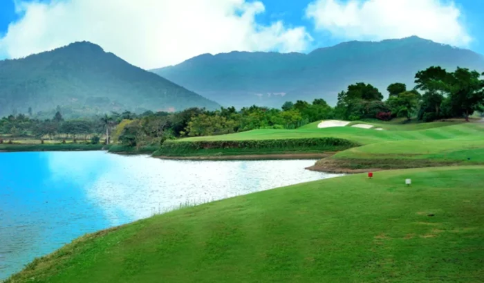 Hanoi Golf Club - sân golf Minh Trí