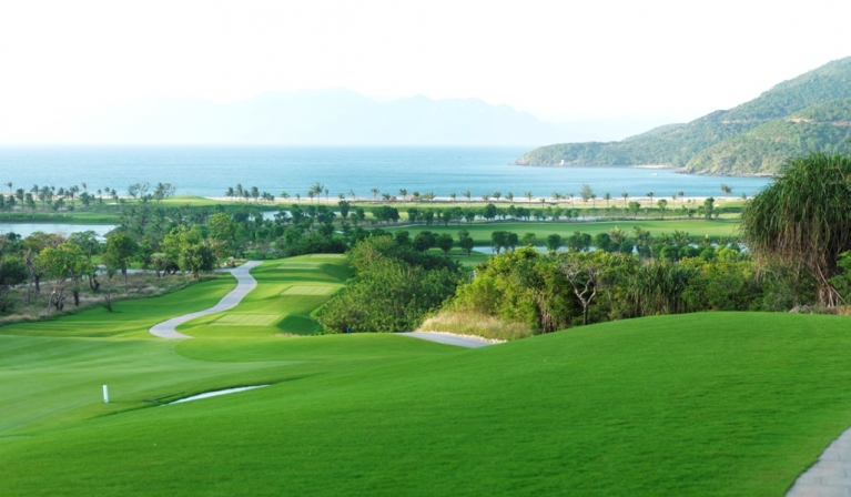 sân tập golf ở Quảng Nam - Vinpearl Golf Nam Hội An