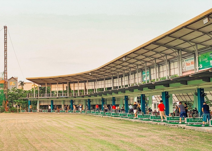 Sân tập golf ở Hải Dương Thành Đông nằm trong trung tâm thành phố