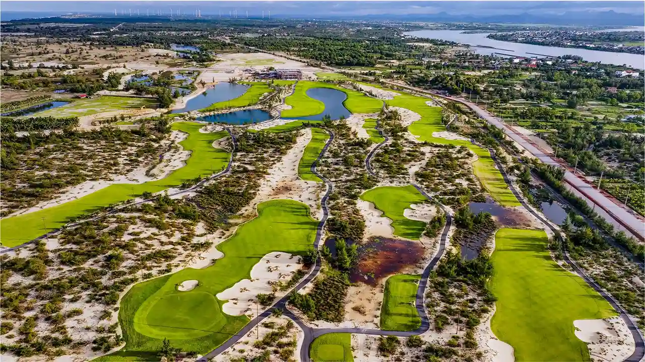 Blue Diamond Golf Links Quảng Bình