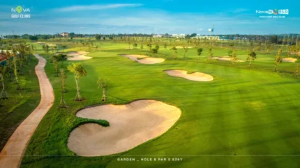 Hố golf số 08