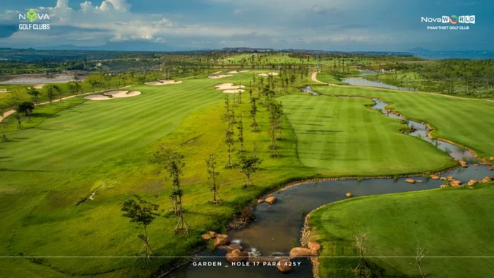 Hố 17 Sân Novaworld Phan Thiet Golf Club - Garden - Alegolf