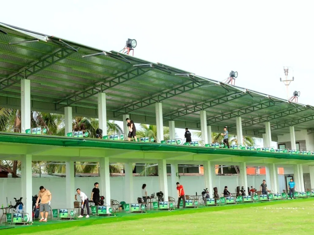 Điểm phát bóng sân tập golf Nam Sơn Alegolf 1